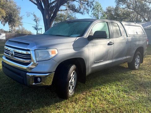 Used 2017 Toyota Tundra SR5 w/ SR5 Upgrade Package image 1