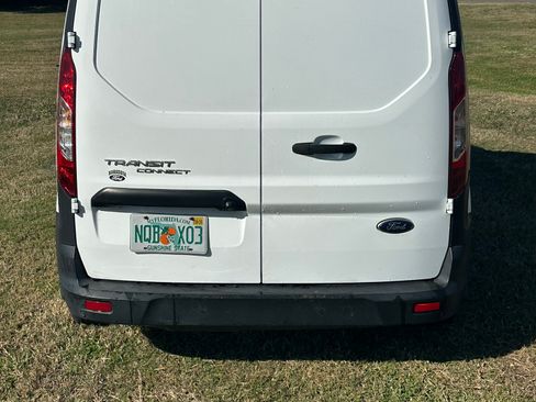 Used 2021 Ford Transit Connect XL image 11