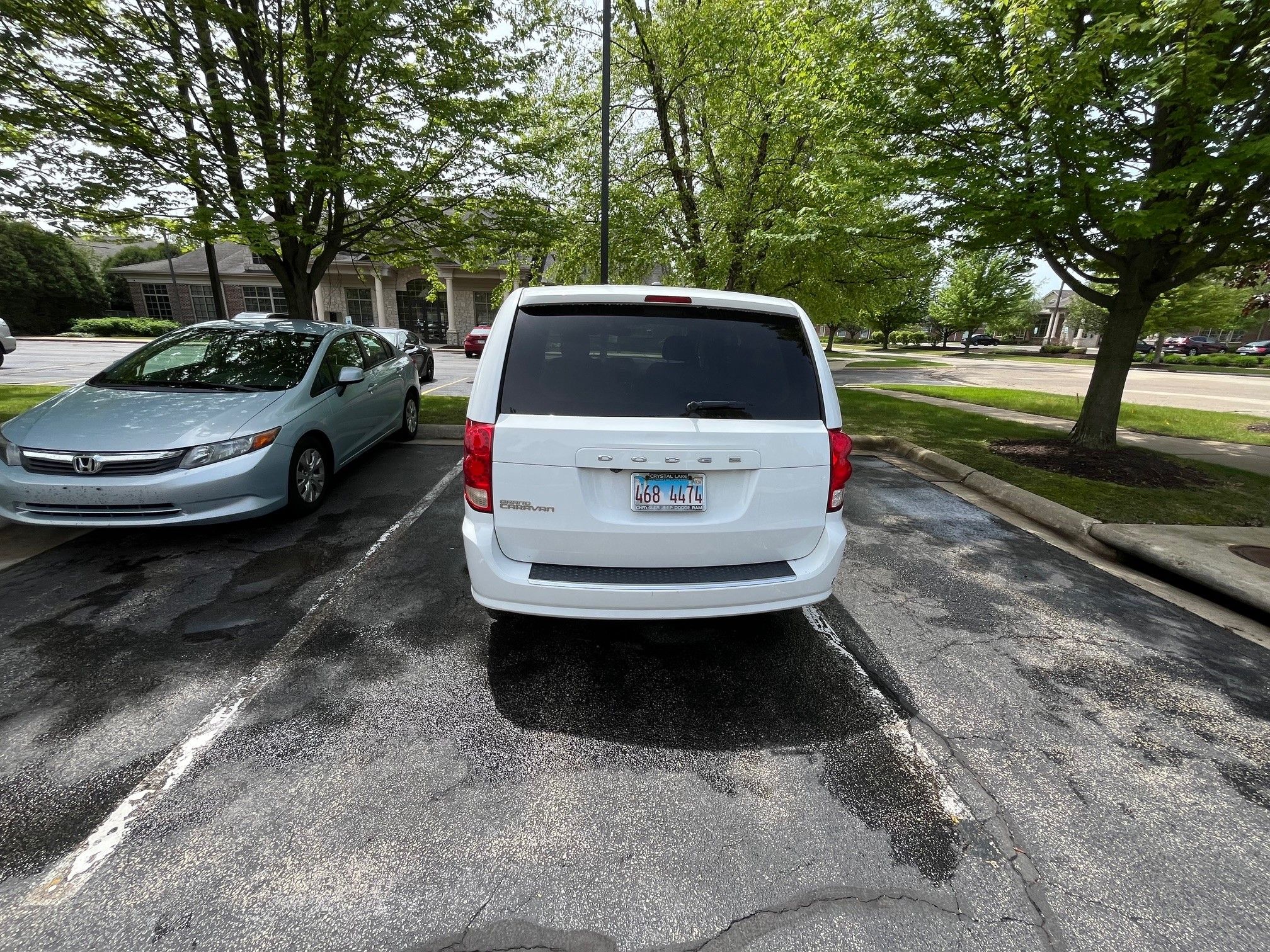 Used 2019 Dodge Grand Caravan SE w/ UConnect Hands-Free Group FWD image 5