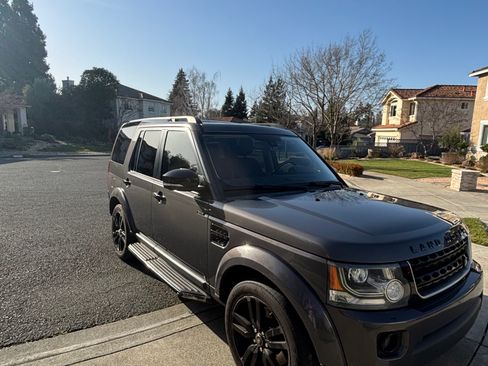 Used 2016 Land Rover LR4 HSE Silver Edition image 27