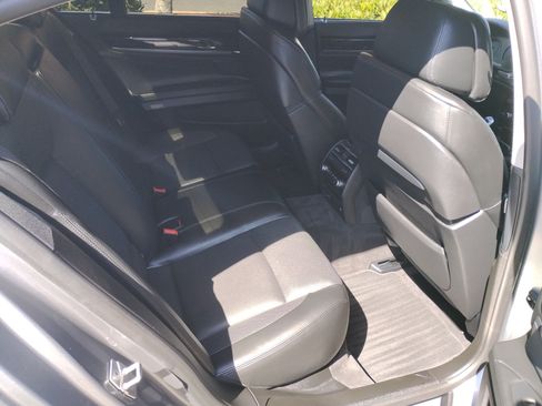 Used 2012 BMW 750i image 13