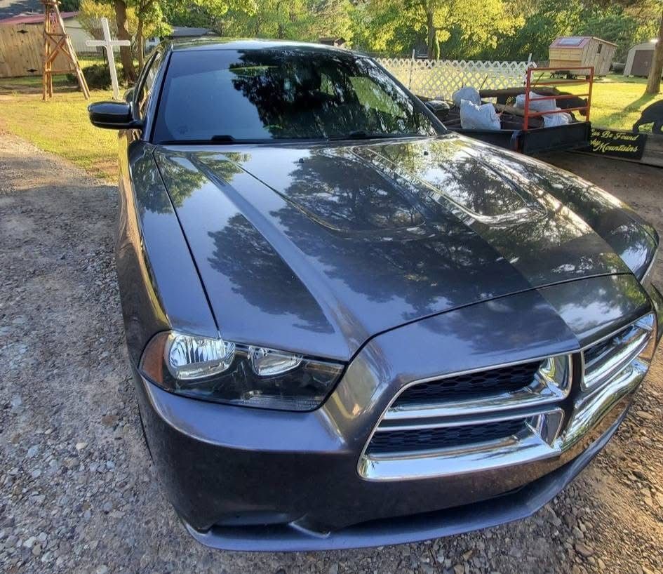 Used 2014 Dodge Charger SE w/ Sport Appearance Group RWD image 4