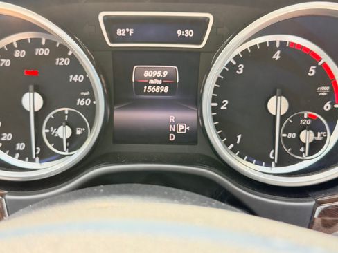Used 2014 Mercedes-Benz GL 350 BlueTEC 4MATIC image 25