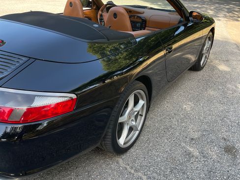 Used 2003 Porsche 911 Cabriolet image 4