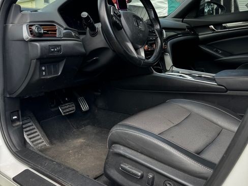 Used 2022 Honda Accord Sport image 8