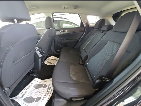 Used 2026 Kia Sportage LX FWD image 10