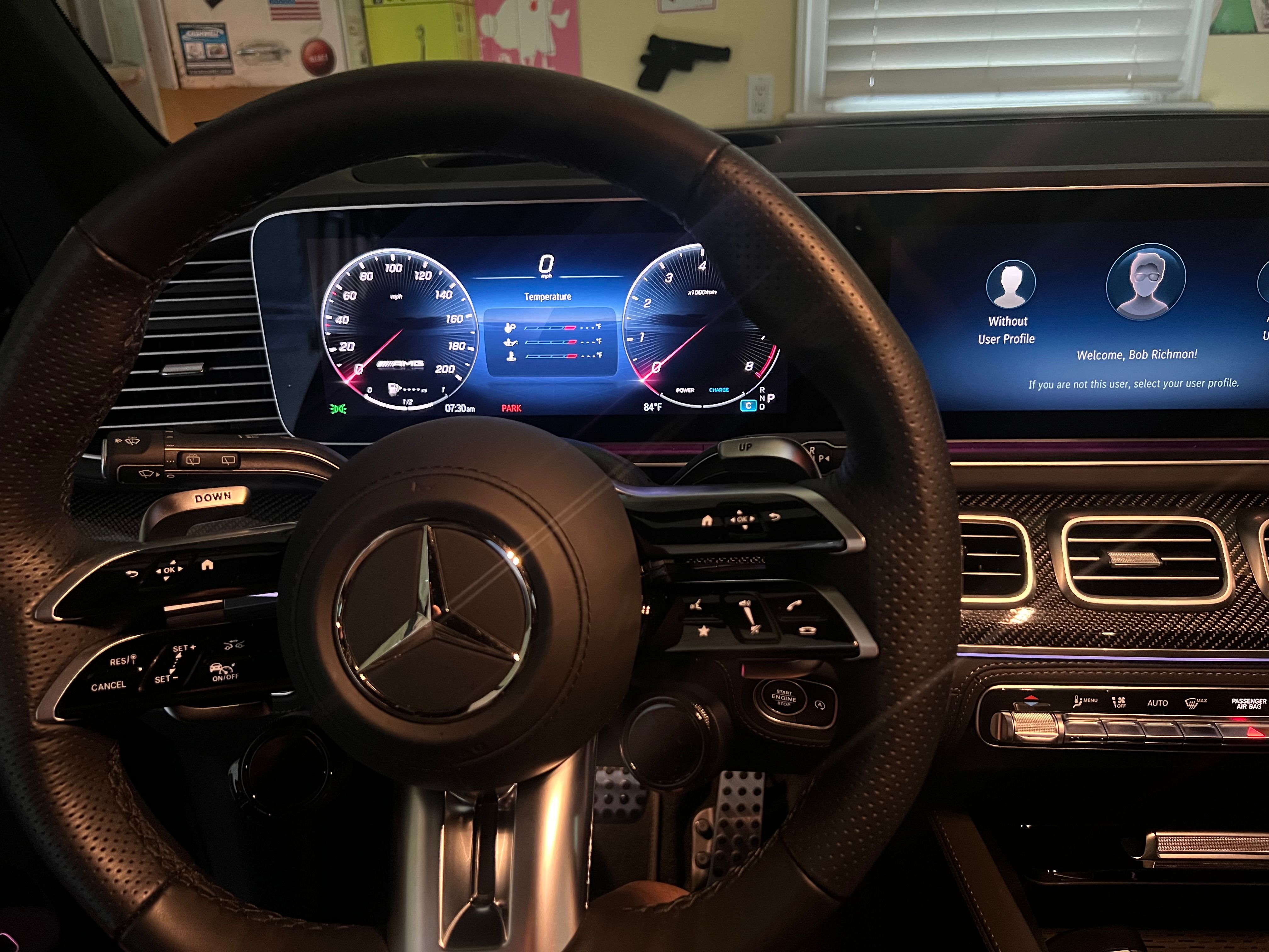Used 2025 Mercedes-Benz GLS 63 AMG 4MATIC image 9