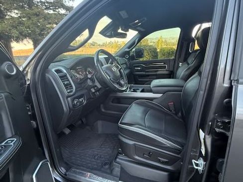 Used 2020 RAM 2500 Laramie image 11