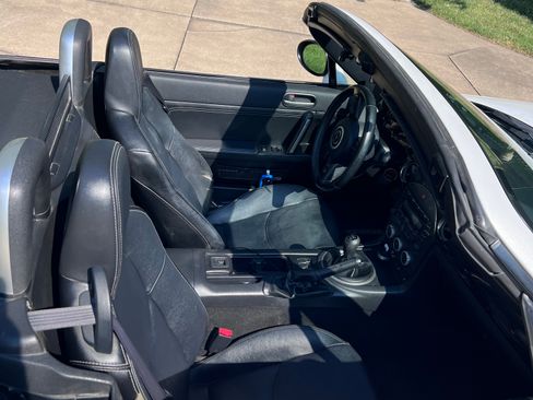 Used 2014 MAZDA MX-5 Miata Grand Touring w/ Premium Package RWD image 5