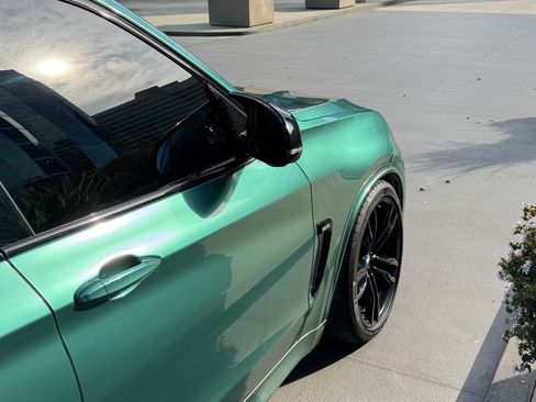 Used 2018 BMW X5 M image 17