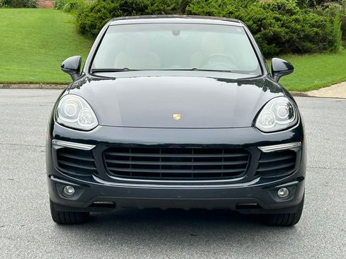 Used 2017 Porsche Cayenne AWD/4WD image 9