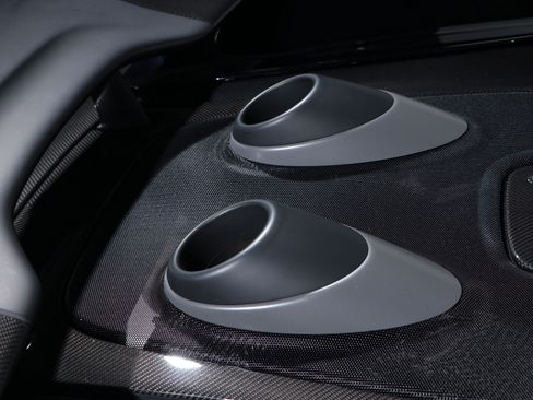 Used 2019 McLaren 600LT image 17