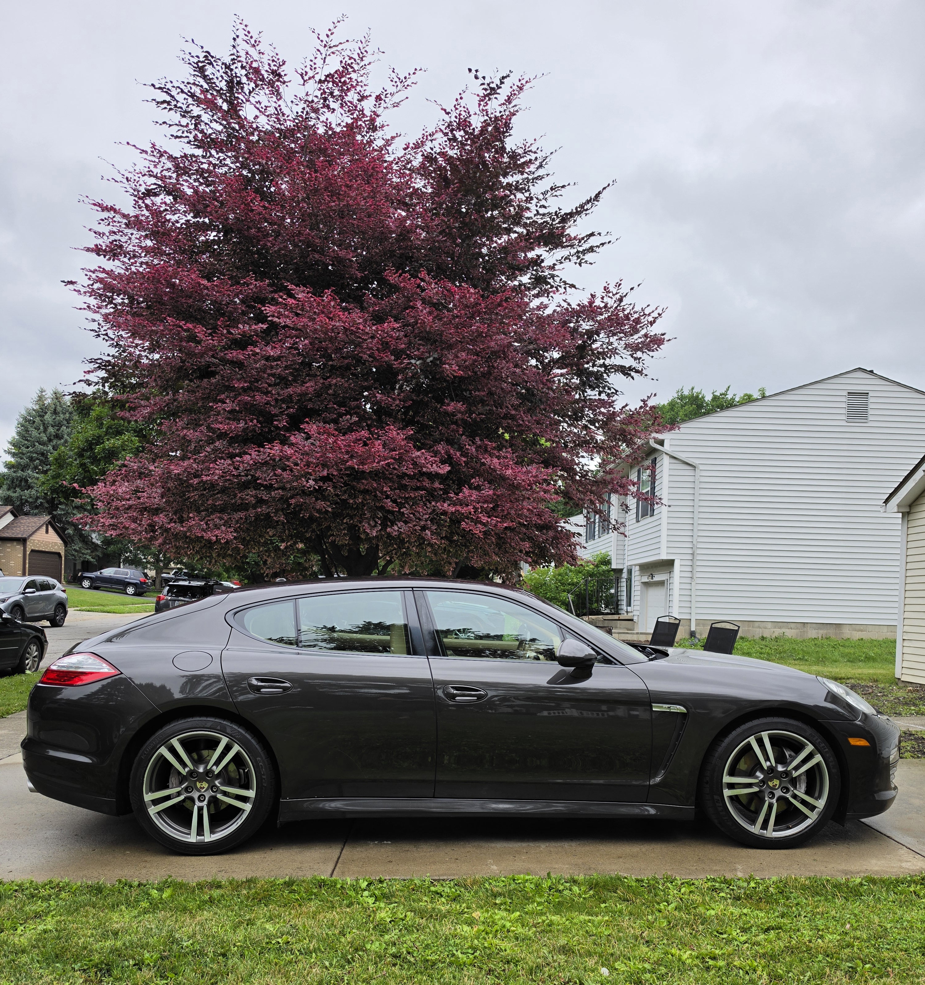 Used 2012 Porsche Panamera 4 image 11