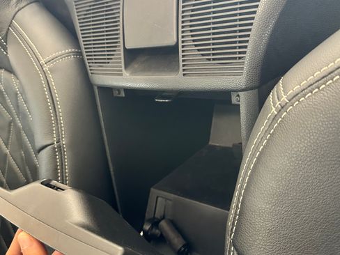 Used 2006 MAZDA MX-5 Miata Sport image 16