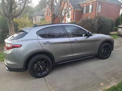 Used 2021 Alfa Romeo Stelvio Sprint w/ Nero Edizione image 14