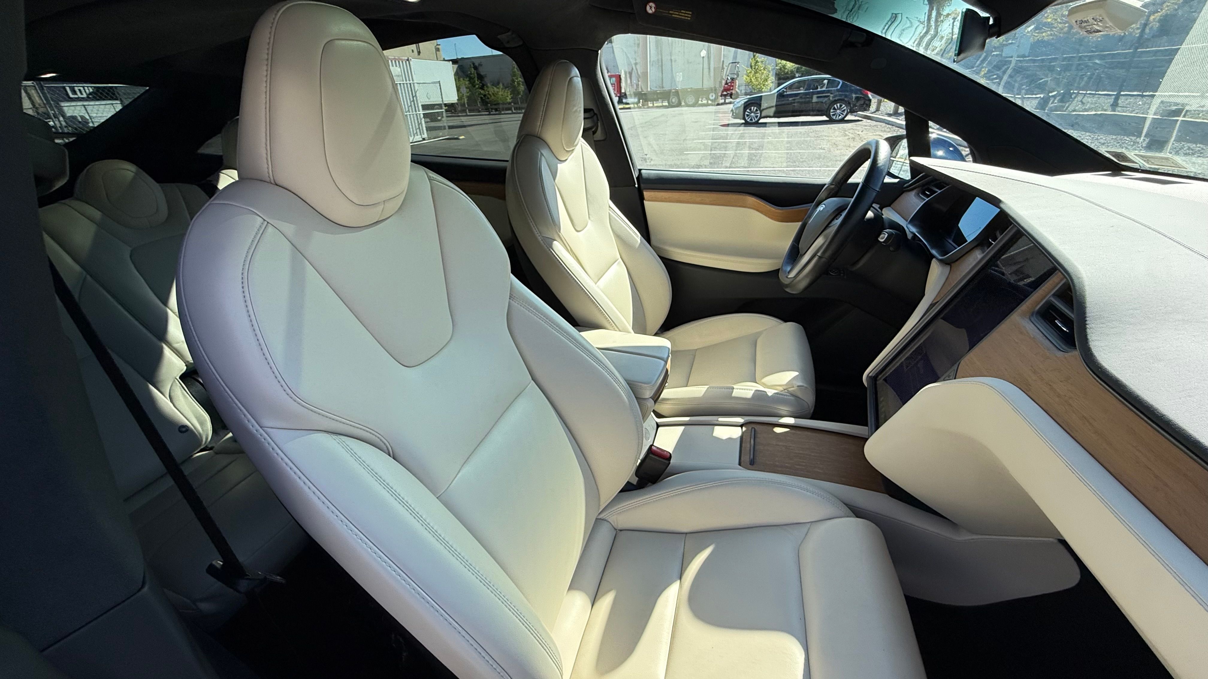 Used 2020 Tesla Model X Long Range AWD/4WD image 10
