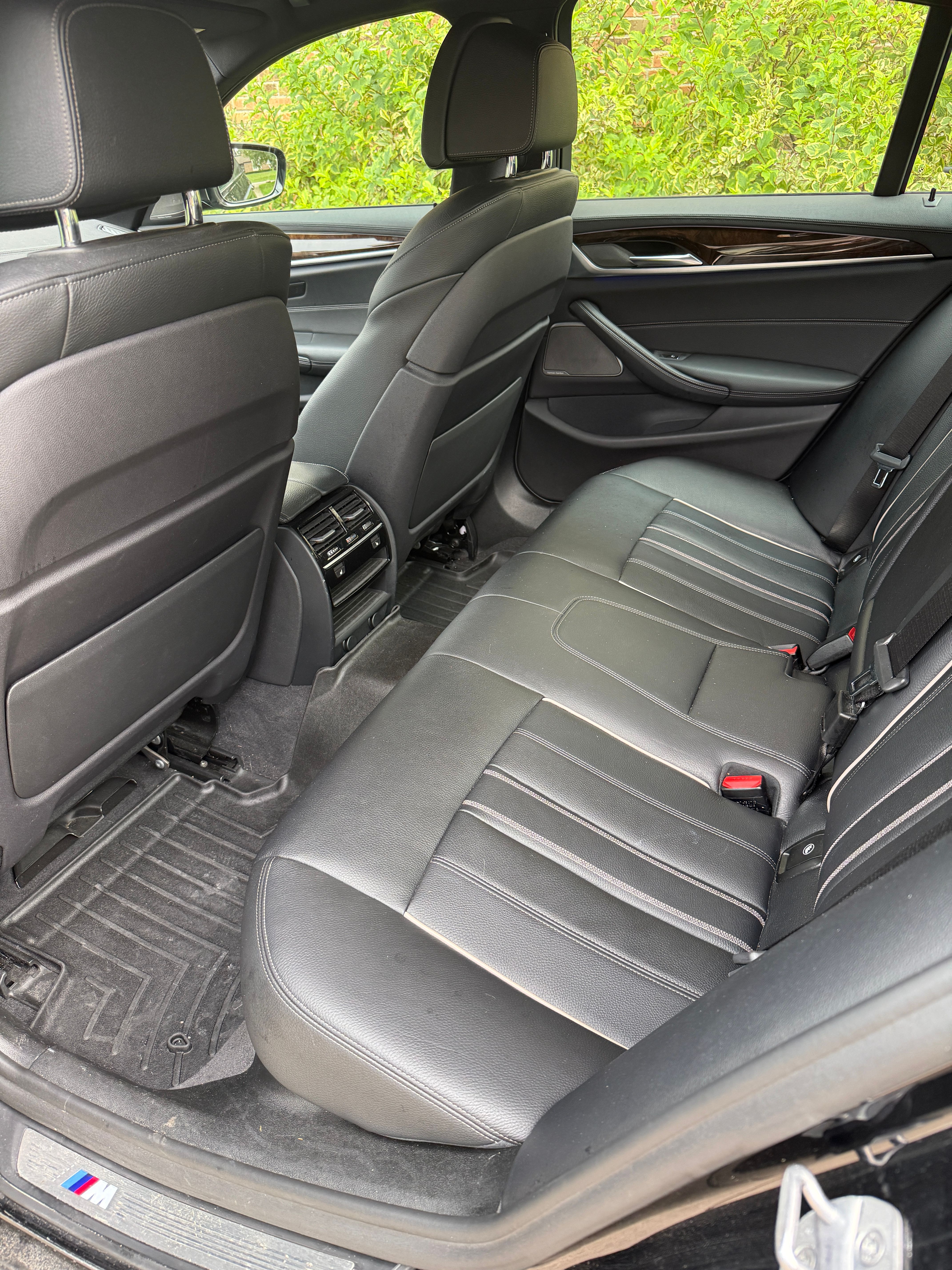 Used 2018 BMW M550i xDrive AWD/4WD image 12