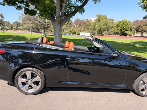 Used 2011 Lexus IS 350C w/ Luxury Pkg RWD image 13