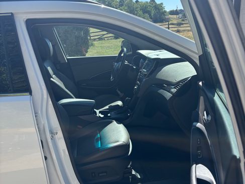 Used 2014 Hyundai Santa Fe Sport 2.0T AWD/4WD image 4