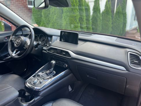 Used 2018 MAZDA CX-9 Touring w/ Touring Premium Package image 26
