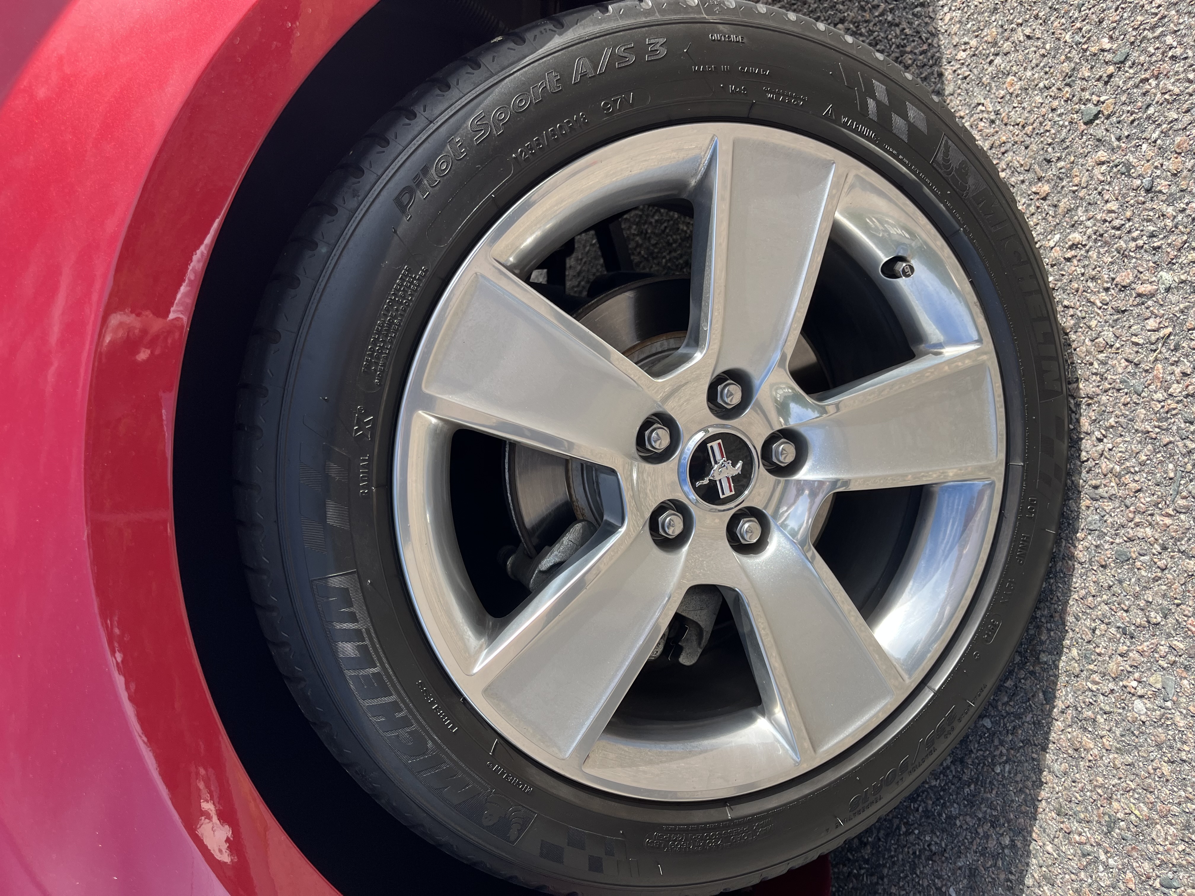 Used 2006 Ford Mustang GT Premium RWD image 12