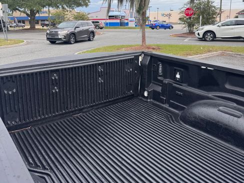 Used 2021 Ford F250 Lariat w/ Lariat Value Package AWD/4WD image 9