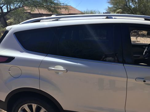 Used 2018 Ford Escape Titanium w/ Ford Safe & Smart Package image 14