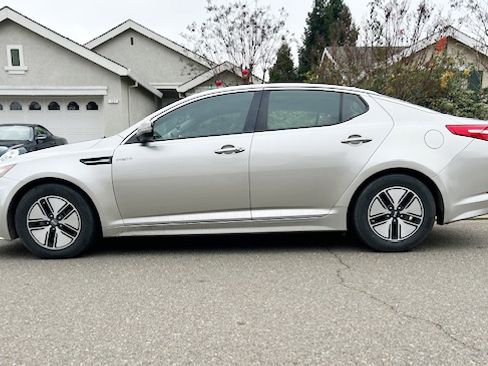Used 2013 Kia Optima LX w/ Hybrid Convenience Pkg image 4