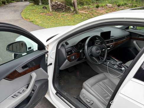 Used 2019 Audi A4 2.0T Premium w/ Convenience Package FWD image 18