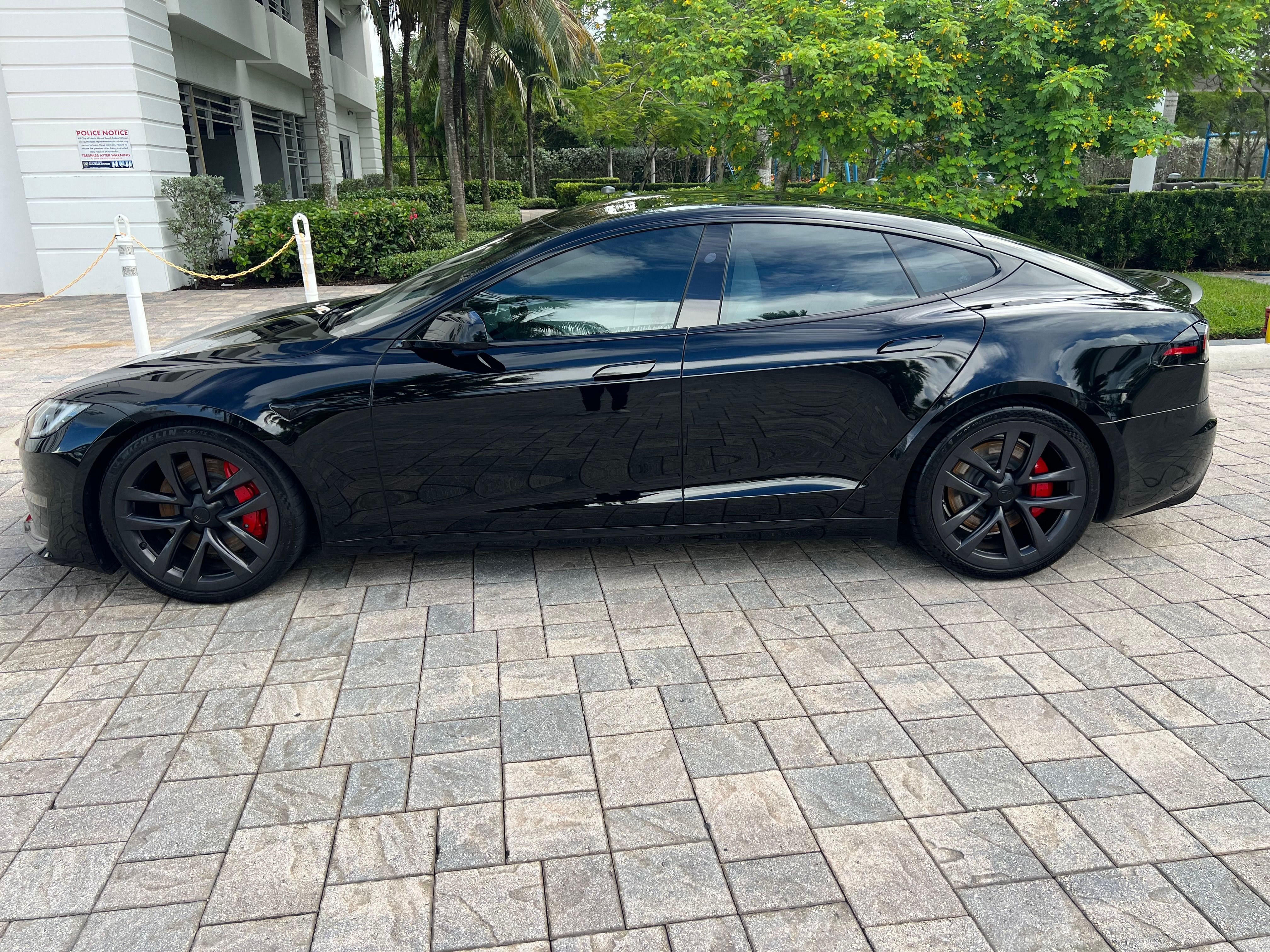 Used 2023 Tesla Model S Plaid AWD/4WD image 13