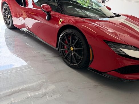 Used 2023 Ferrari SF90 Stradale image 15