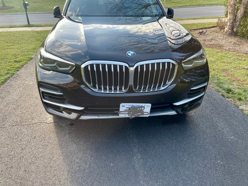 Used 2023 BMW X5 xDrive40i w/ Luxury Seating Package image 2