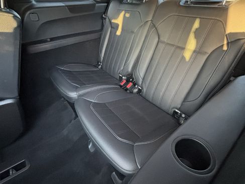 Used 2018 Mercedes-Benz GLS 450 4MATIC image 24