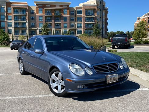 Used 2004 Mercedes-Benz E 320 Sedan image 6