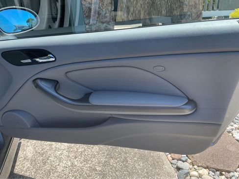 Used 2005 BMW M3 Convertible 2D image 19