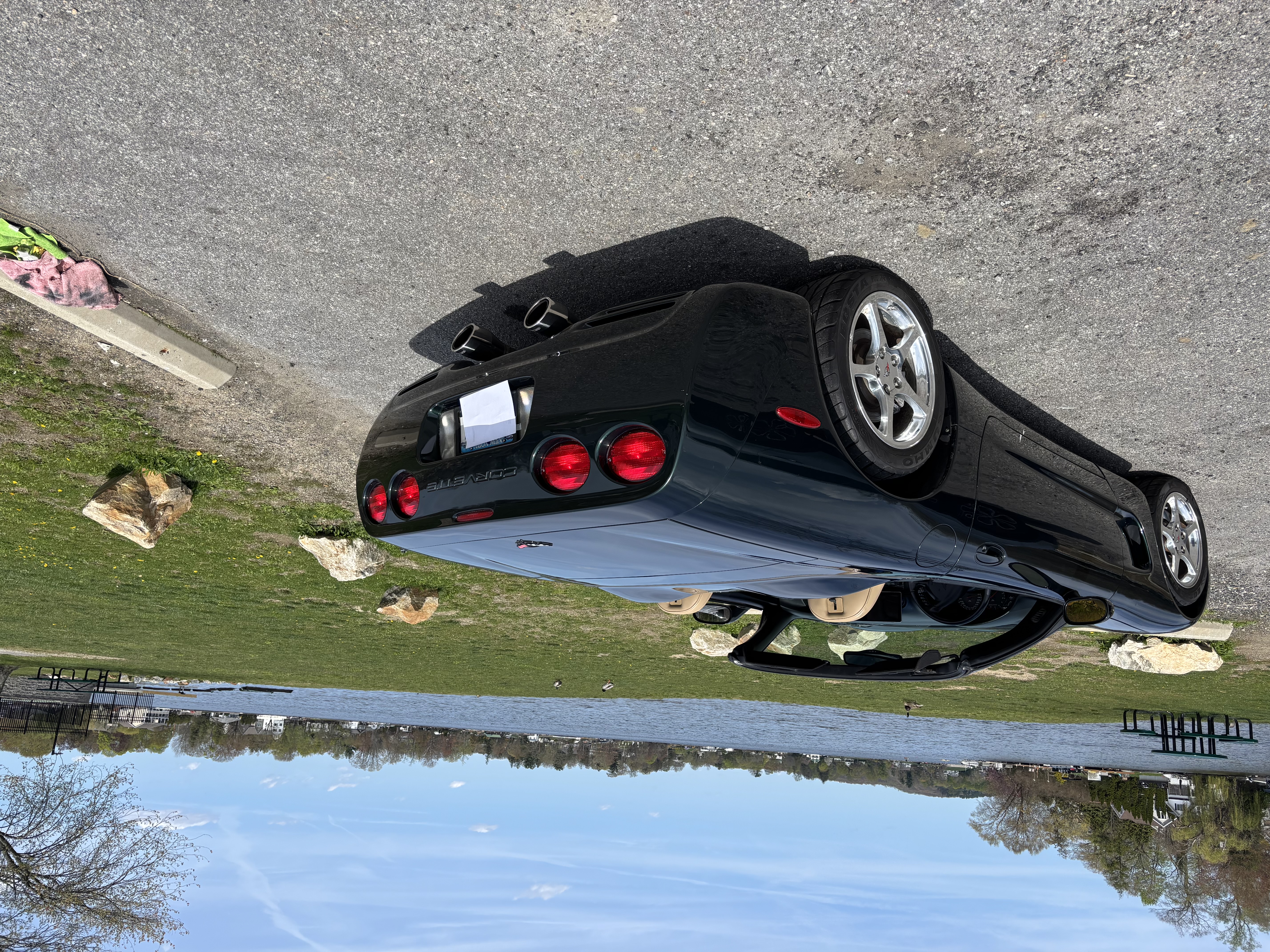 Used 2001 Chevrolet Corvette Convertible w/ Preferred Equipment Group2 RWD image 8