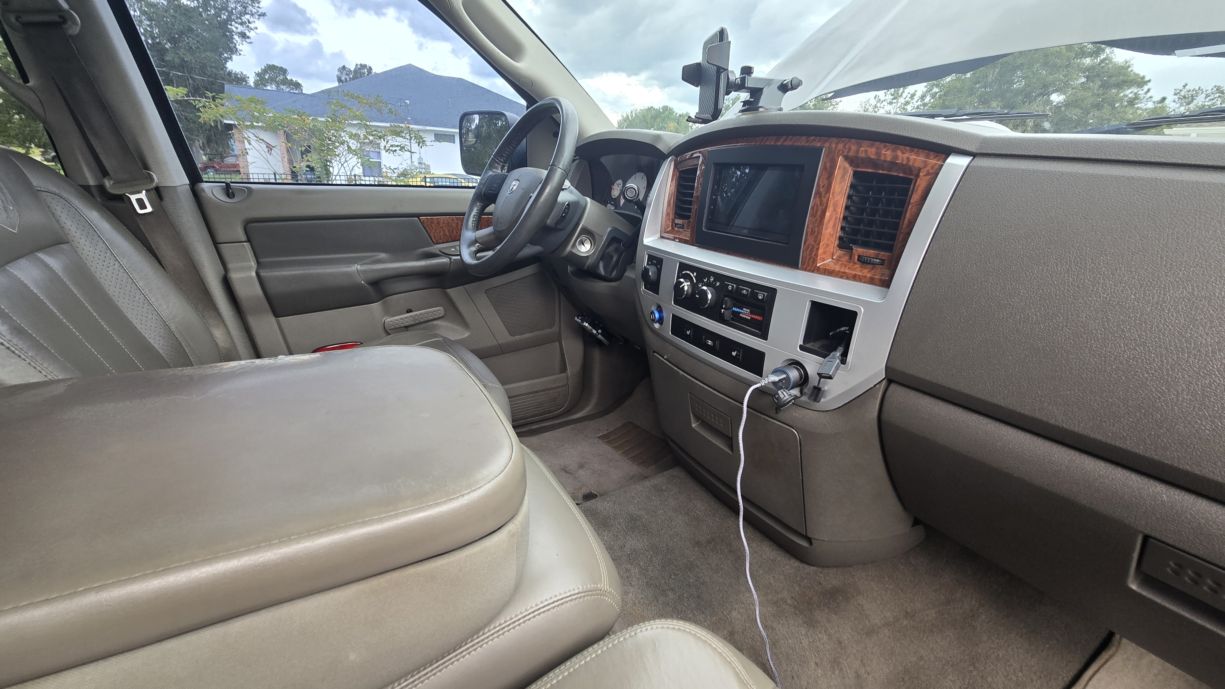 Used 2006 Dodge Ram 2500 Truck Laramie AWD/4WD image 25