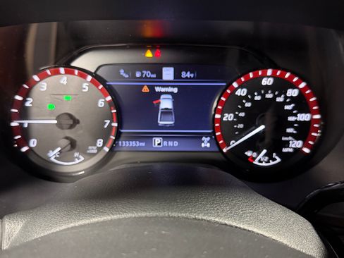 Used 2020 Nissan Titan PRO-4X w/ Pro-4x Convenience Package AWD/4WD image 11