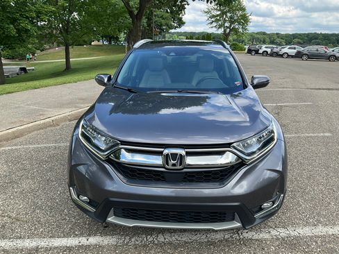 Used 2017 Honda CR-V Touring image 4