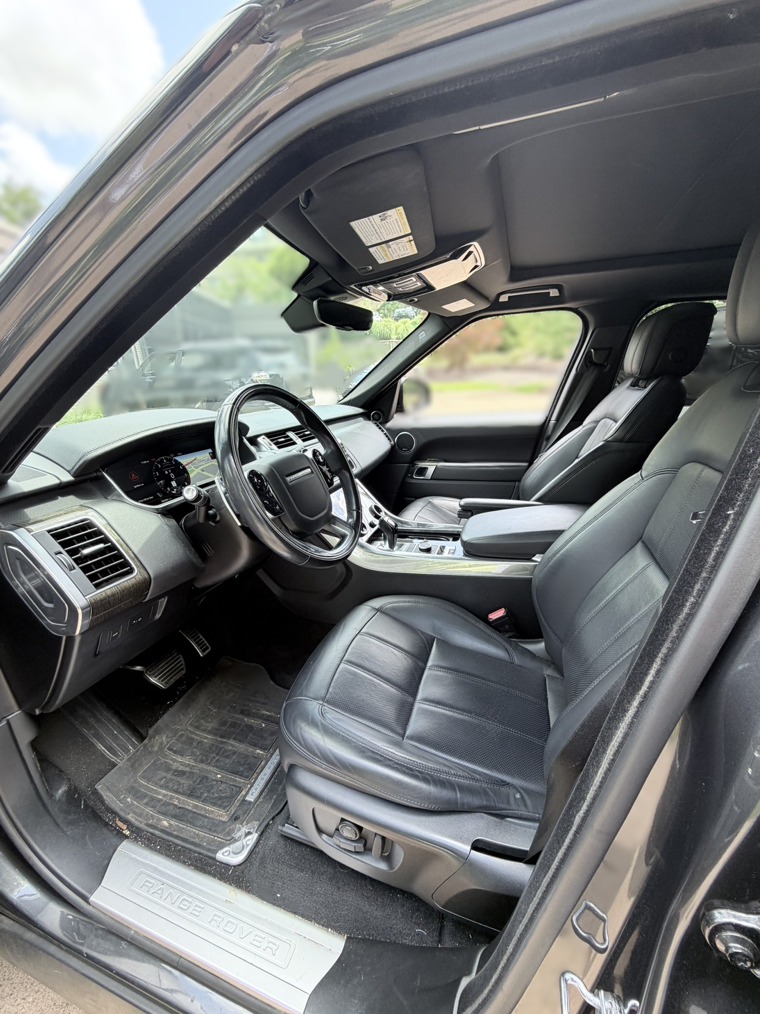 Used 2018 Land Rover Range Rover Sport Supercharged AWD/4WD image 18