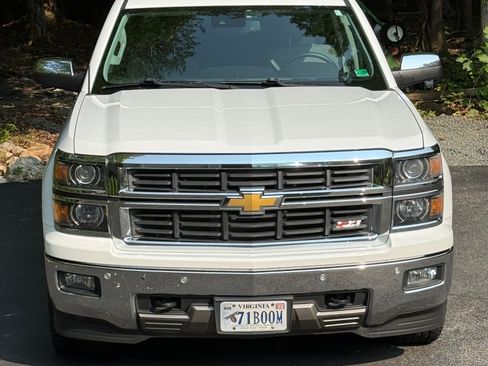 Used 2014 Chevrolet Silverado 1500 LTZ Z71 w/ LTZ Plus Package AWD/4WD image 5