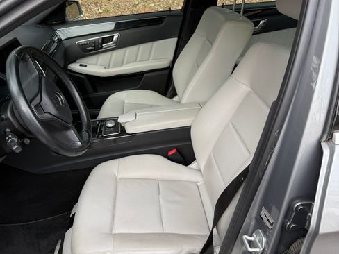 Used 2012 Mercedes-Benz E 350 E 350 Sedan 4D image 11