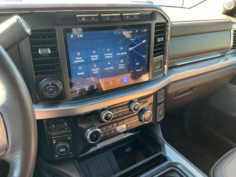 Used 2024 Ford F350 King Ranch w/ FX4 Off-Road Package image 24