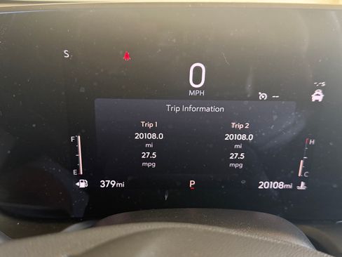 Used 2025 Buick Encore GX Avenir w/ Avenir Technology Package AWD/4WD image 11