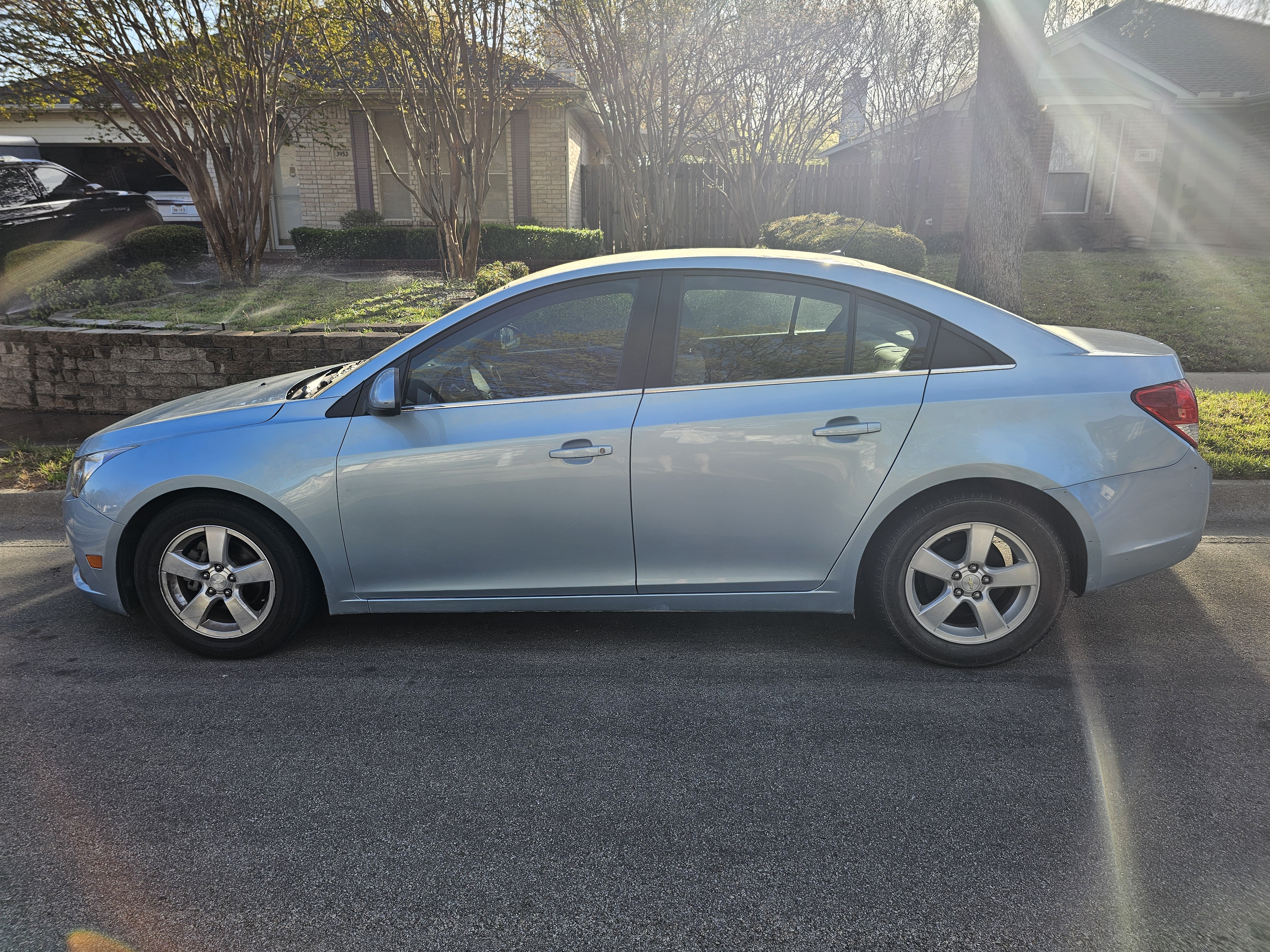 Used 2012 Chevrolet Cruze LT FWD image 6