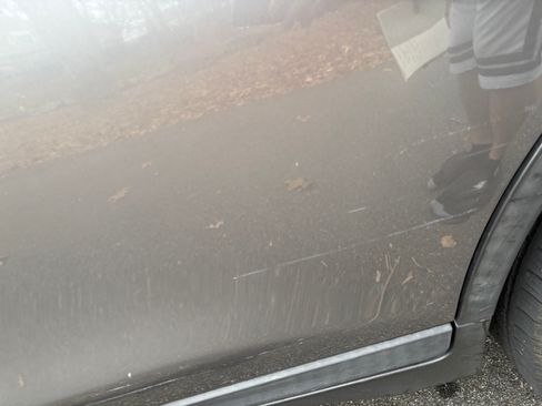 Used 2017 Nissan Rogue SV image 23