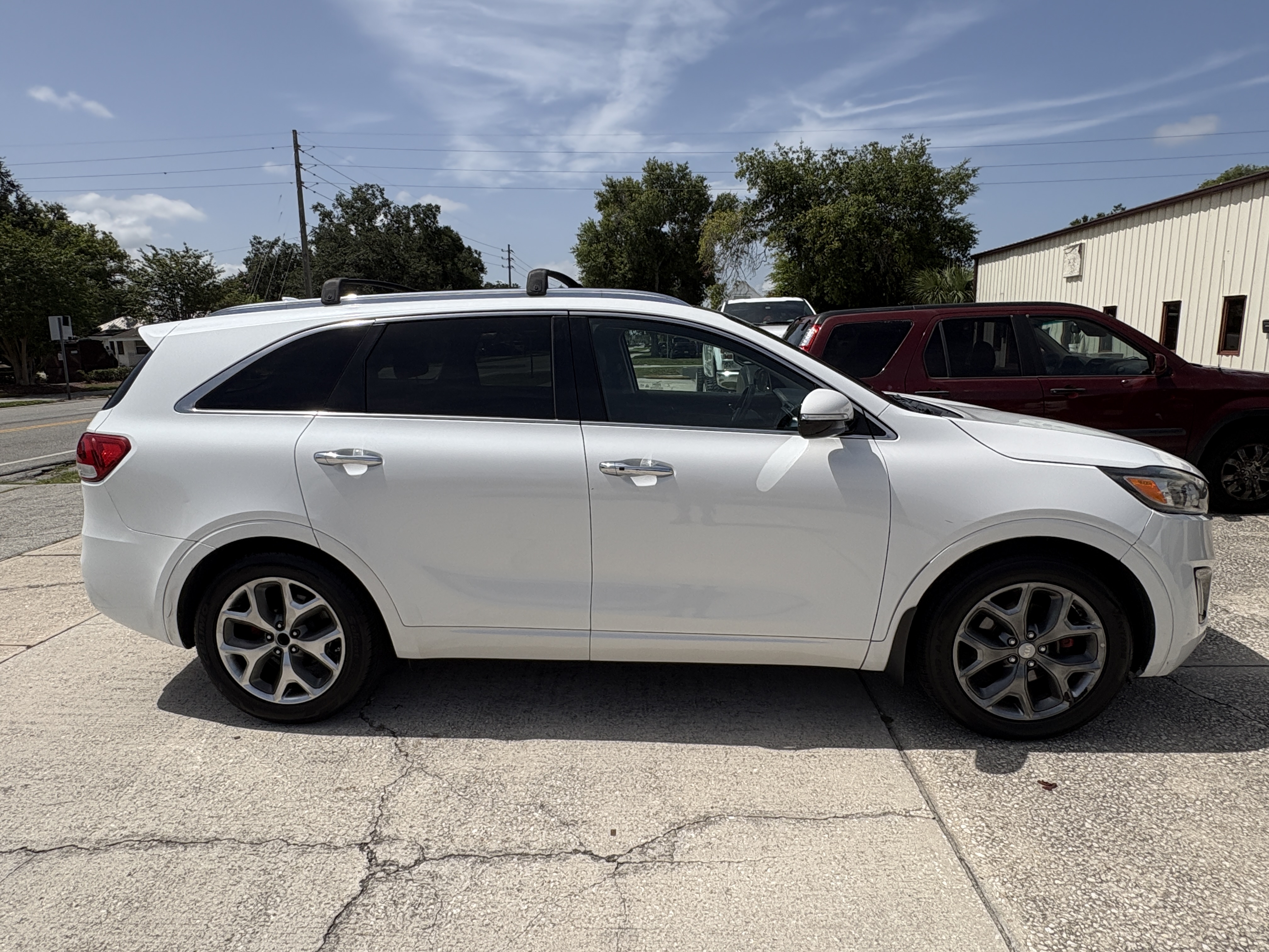 Used 2017 Kia Sorento SX FWD image 6