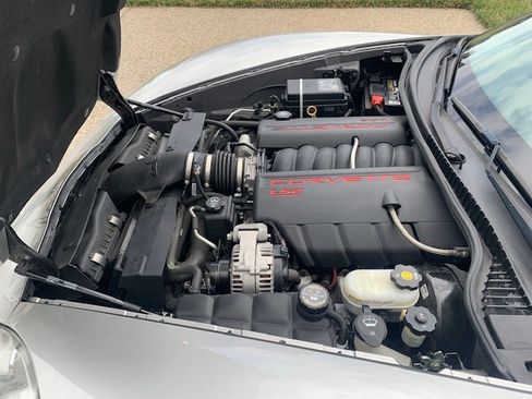 Used 2006 Chevrolet Corvette Convertible 2D w/ Preferred Equipment Group image 5