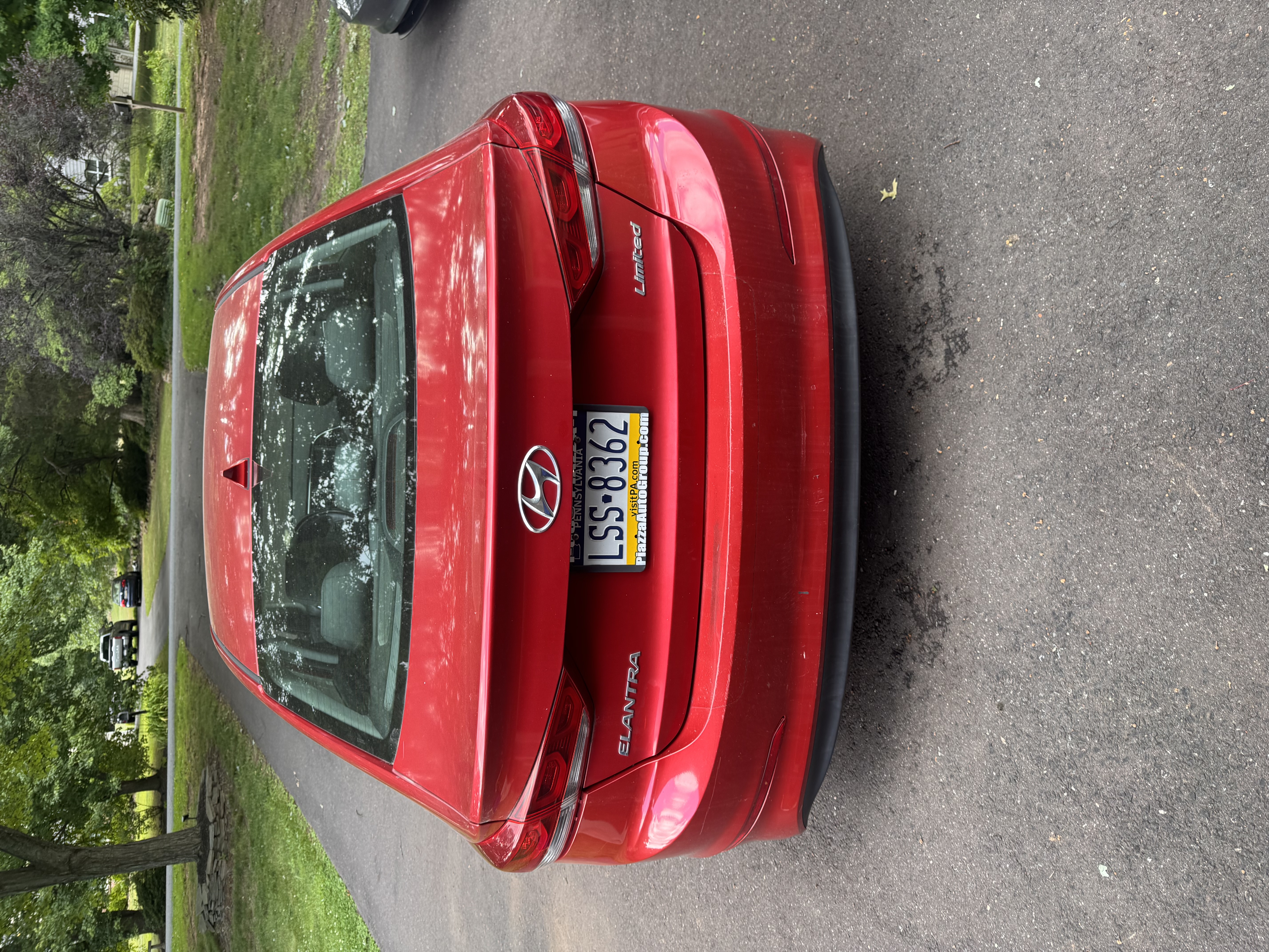 Used 2017 Hyundai Elantra Limited w/ Limited Ultimate Package 05 FWD image 4