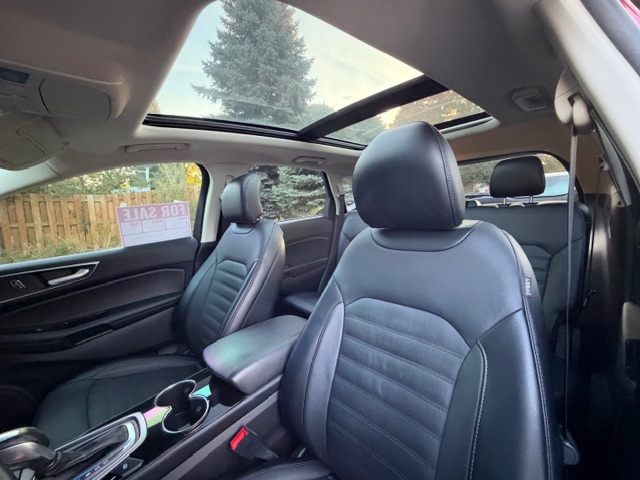 Used 2017 Ford Edge SEL w/ Equipment Group 201A AWD/4WD image 16